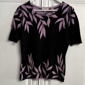 Variations Size Small Short Sleeve Lightweight Sweater Black w/Lilac Leaf Print